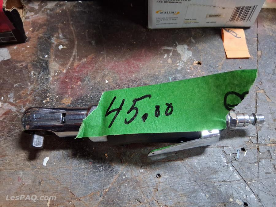 Articles ménagers, Outils